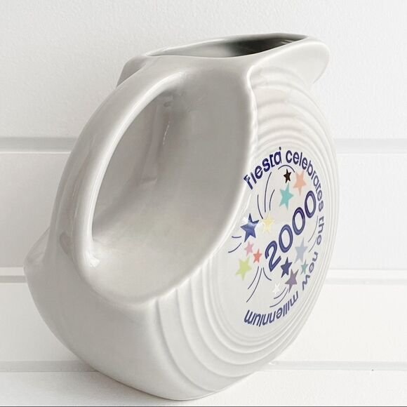 Fiesta Pearl Gray “Fiesta Celebrates The New Millennium” 2000 Large Disc Pitcher - Picture 3 of 7
